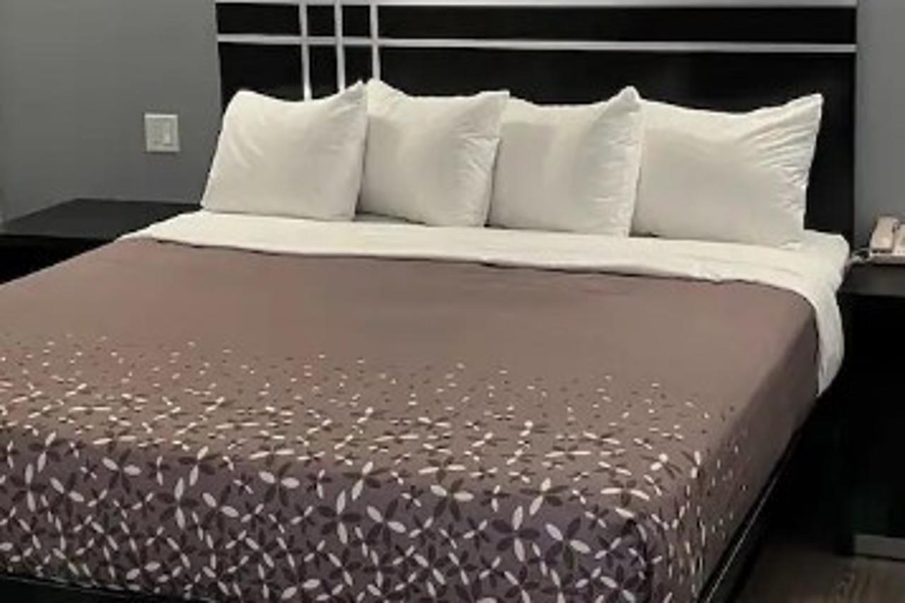 112 Motel Medford Ngoại thất bức ảnh